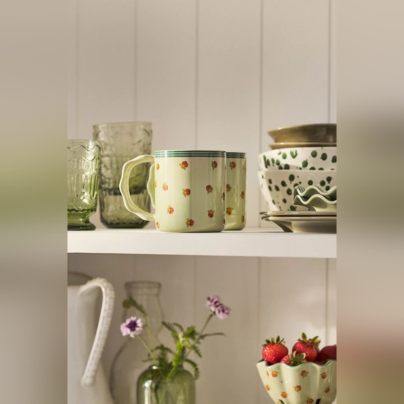 NWT Anthropologie Georgie Stoneware Mug In Green - Picture 2 of 10